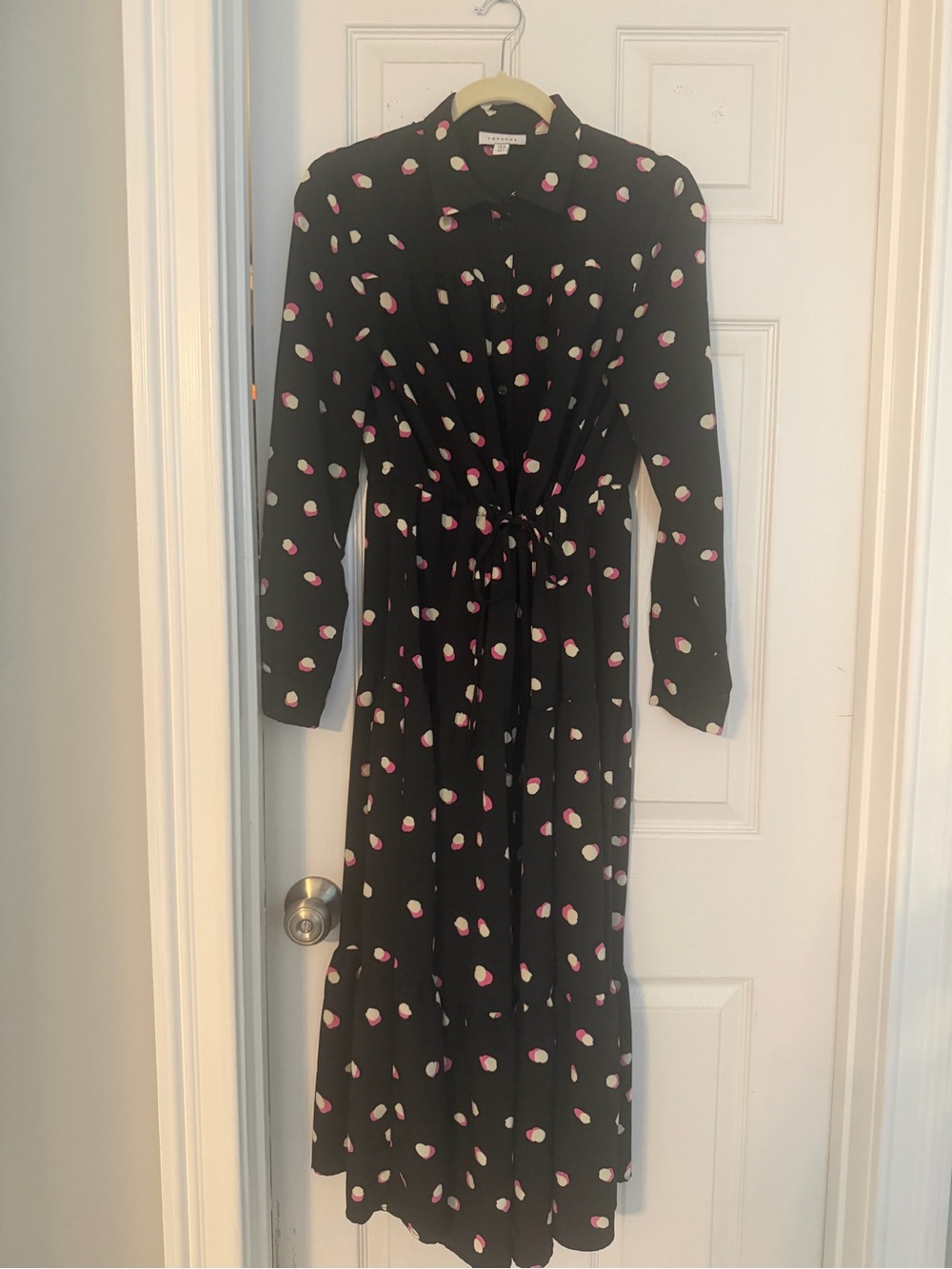 Black Long-Sleeve Button-Front Maxi Dress with Pink Dot Print-Topshop Size 8